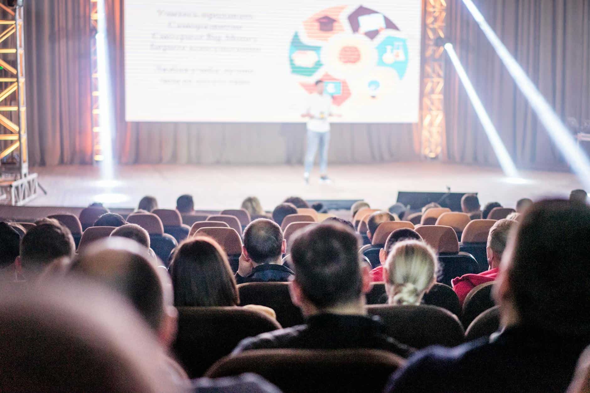 travel presentation seminar
