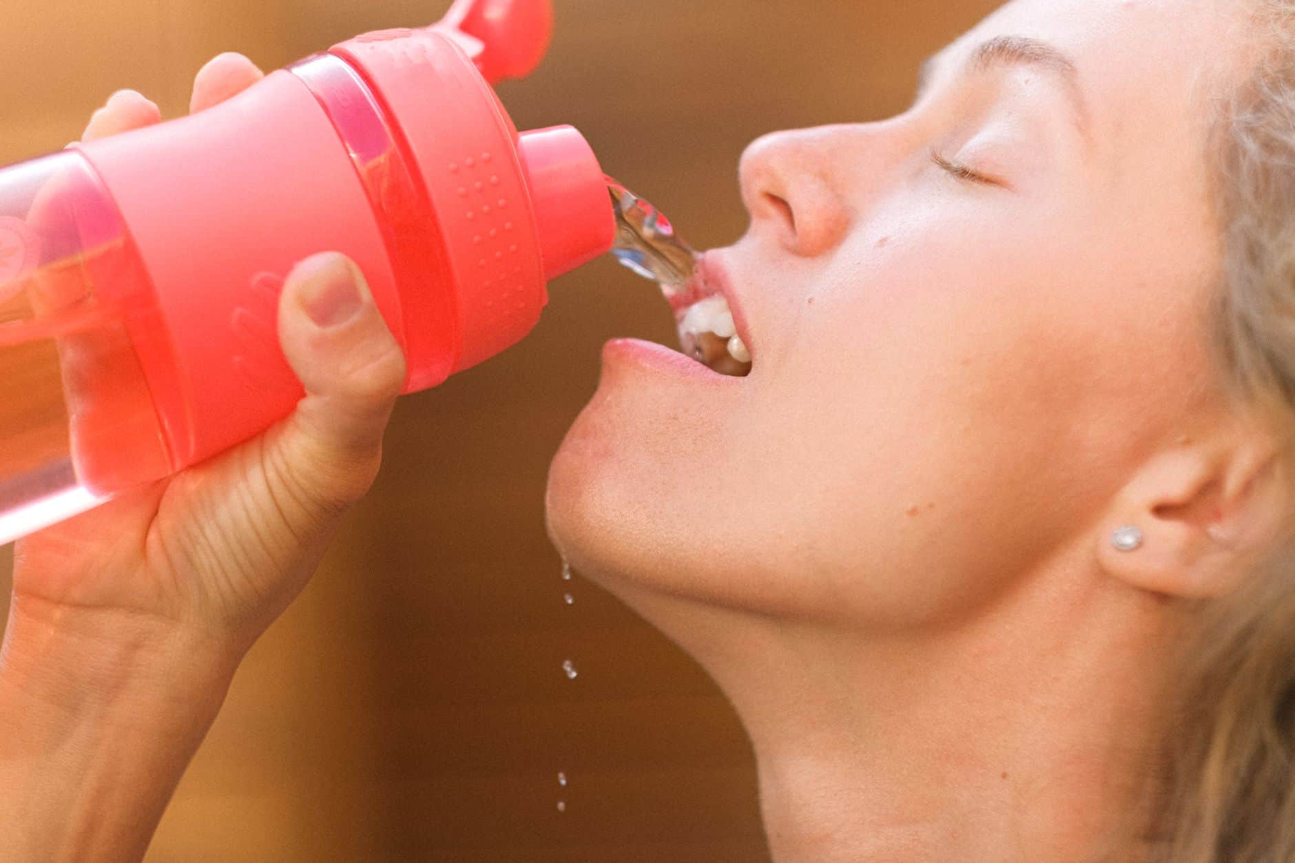 water hydration airplane