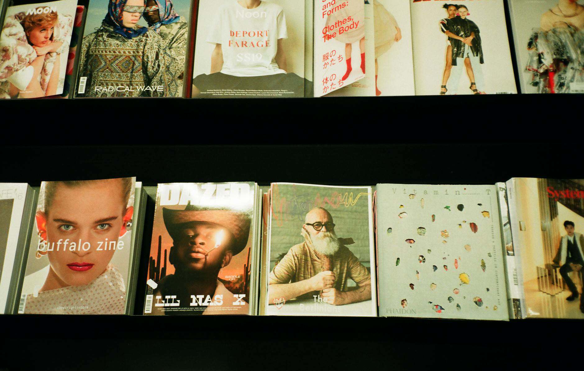 airport bookstore magazine