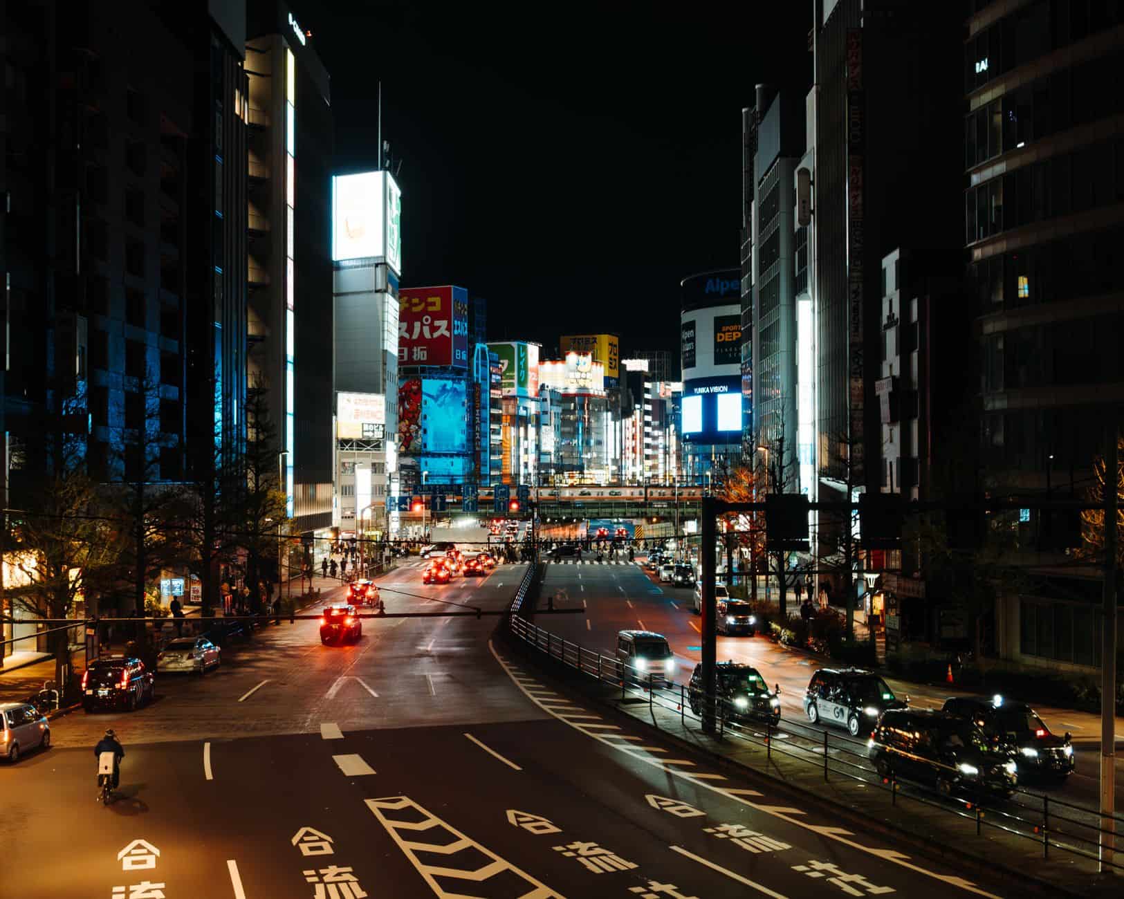 tokyo street life energy