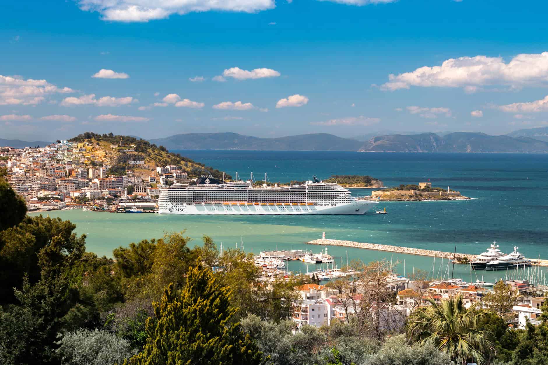 cruise port town