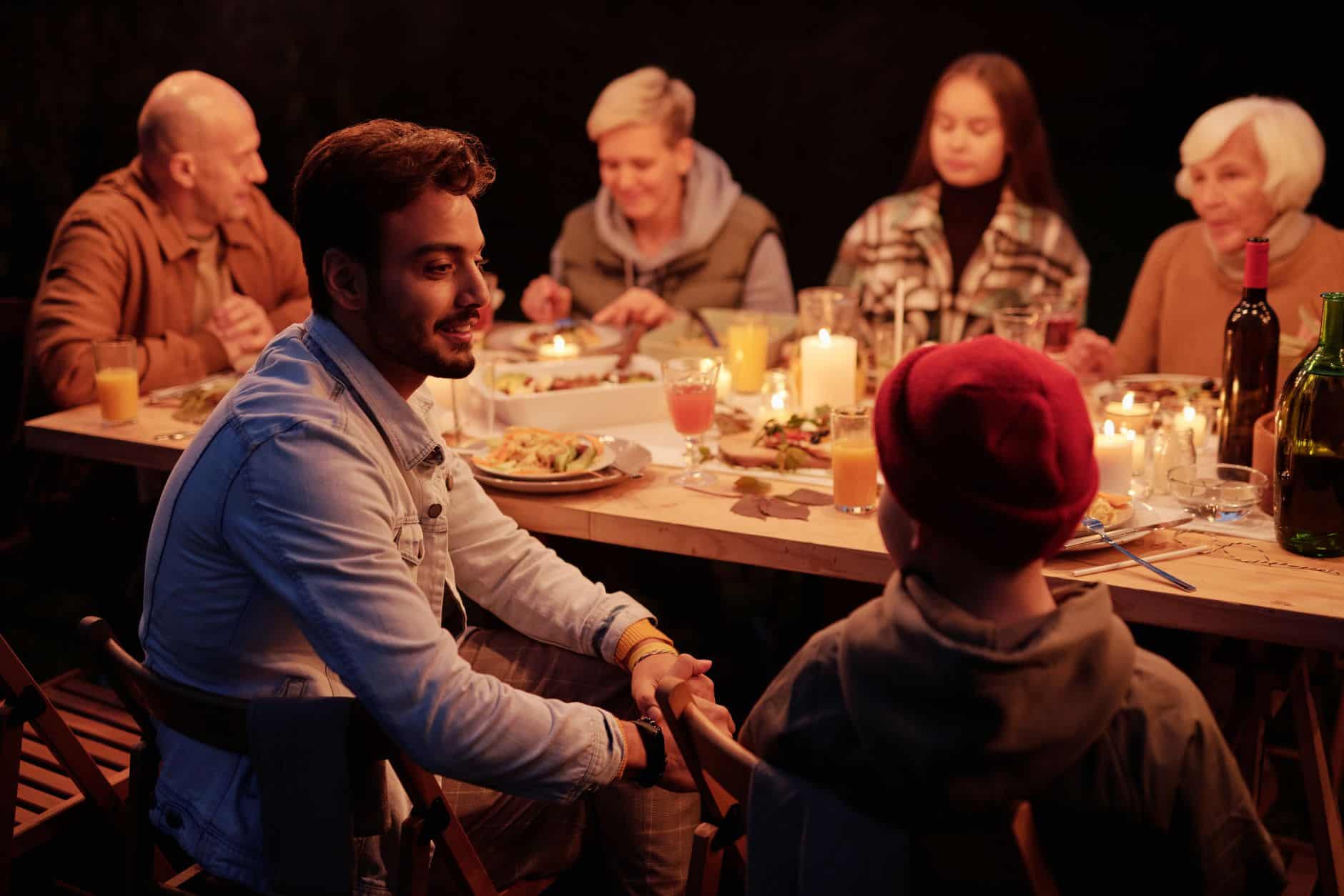 family dinner reunion