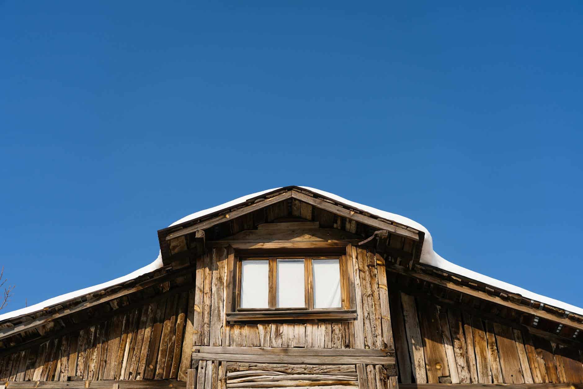 ski lodge cabin