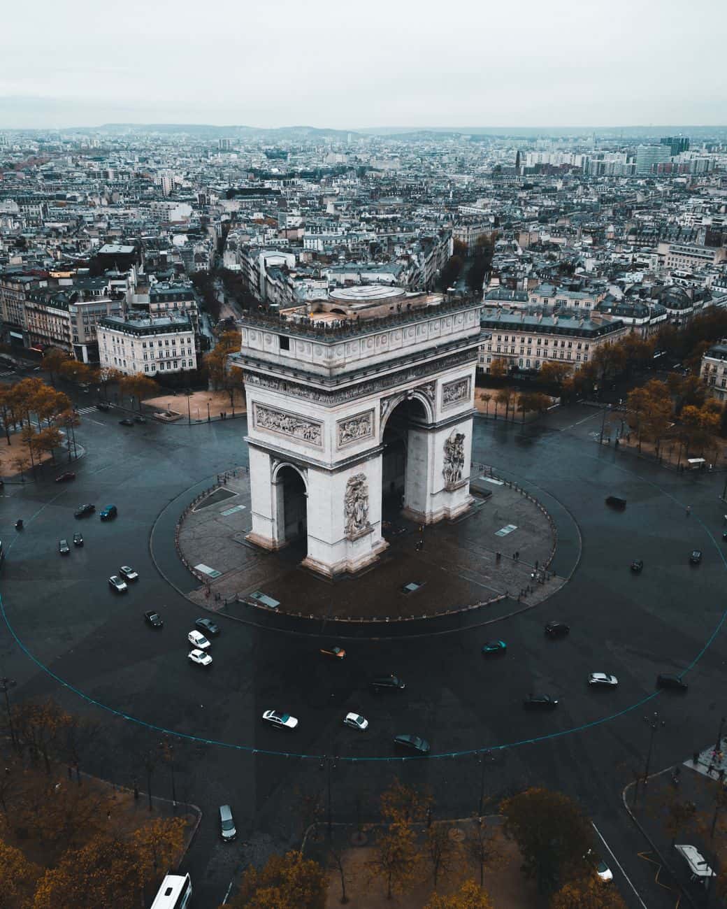 arc de triomphe in paris france