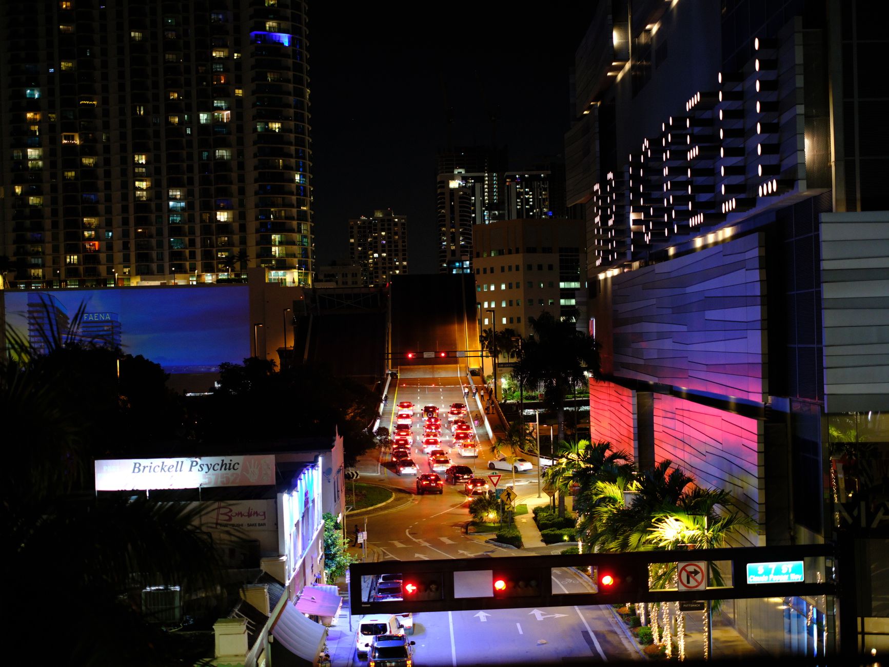 Brickell Miami high rise financial district skyline