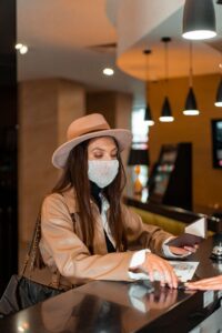 Hotel guest checking in and requesting room preferences politely