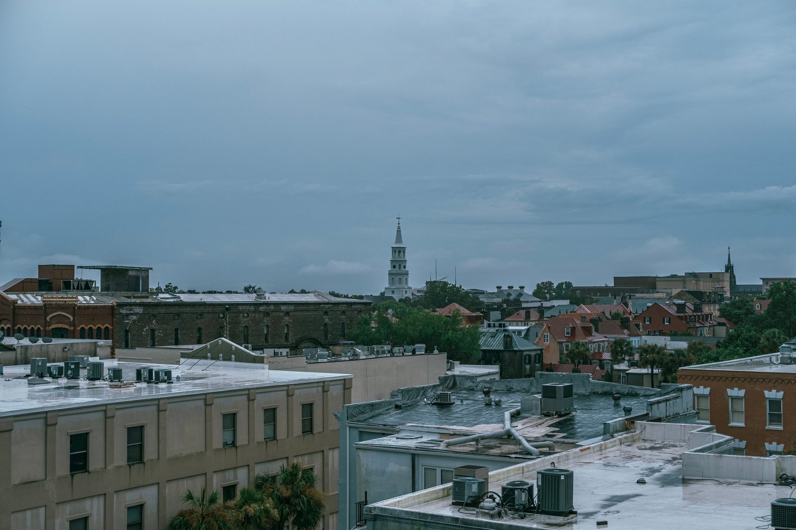 savannah charleston historic district