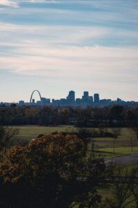 Gateway Arch and downtown St Louis skyline along the Mississippi River
