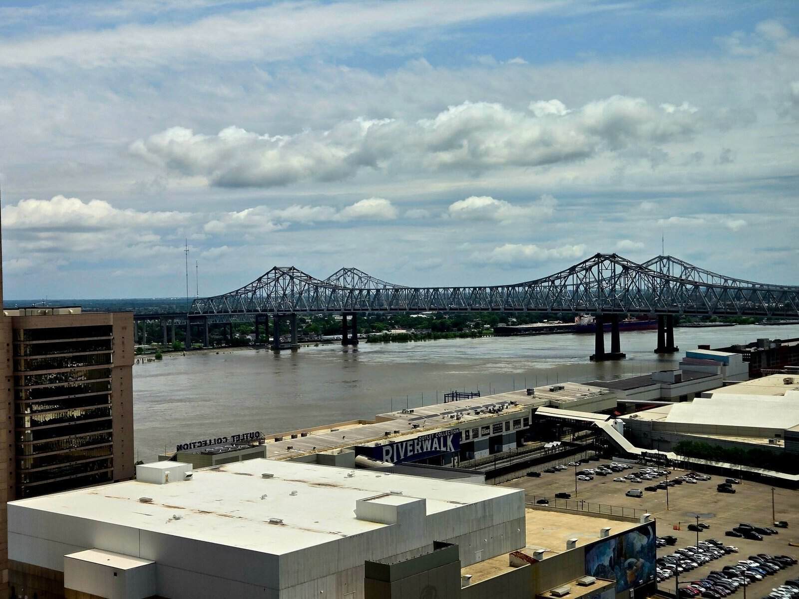 Baton Rouge Has LSU on One End and a Petrochemical Corridor on the Other. Here’s What Living in the Middle of Both Looks Like