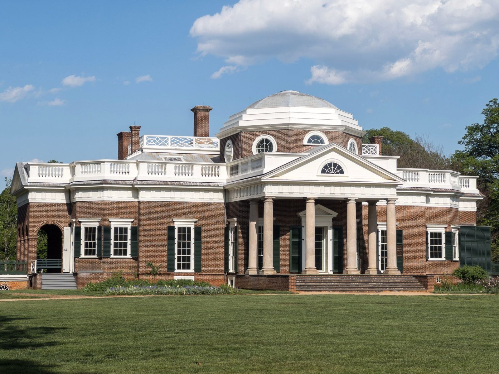 Exterior view of Monticello, a historic neoclassical landmark in Charlottesville, VA.