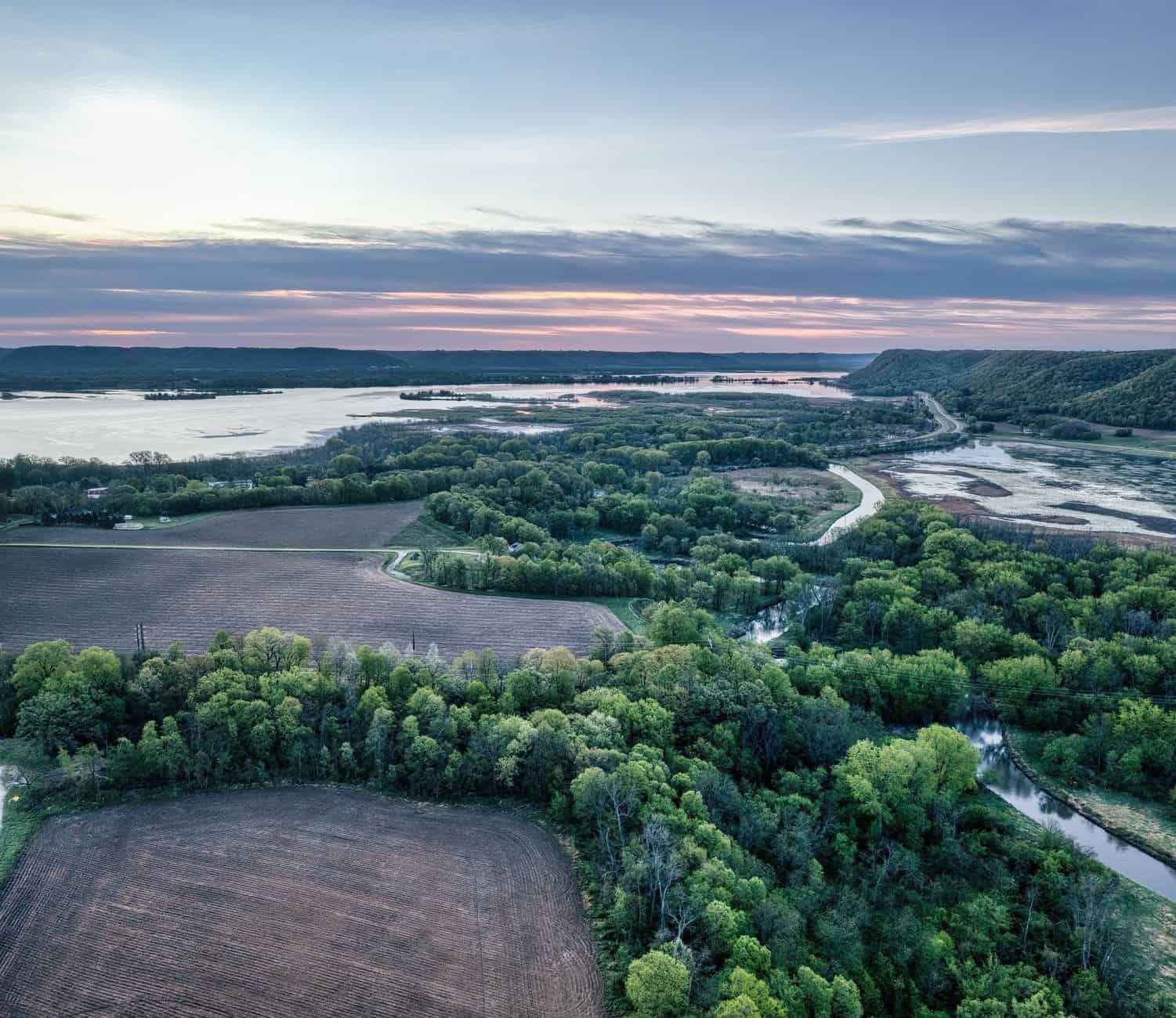 Upper Midwest travel scene
