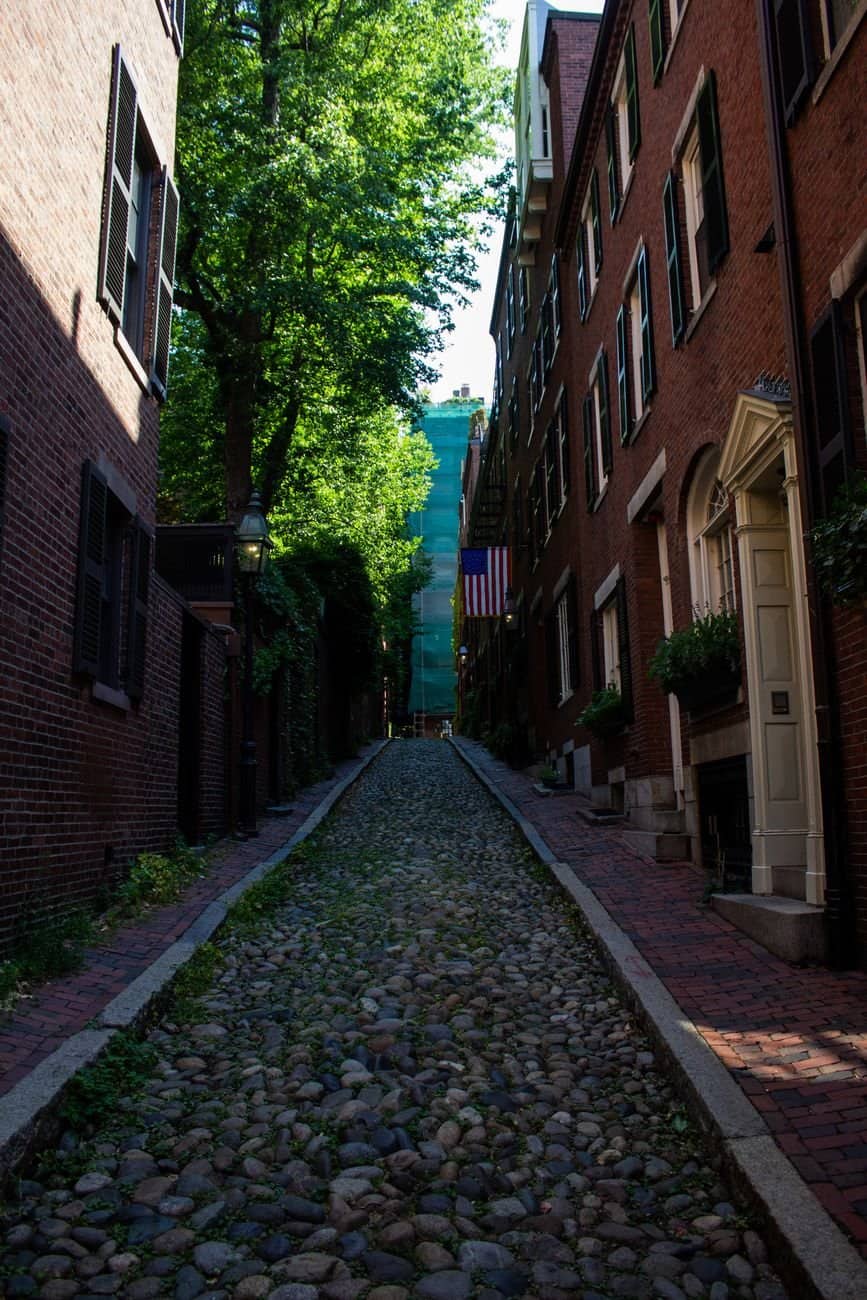 New England travel scene