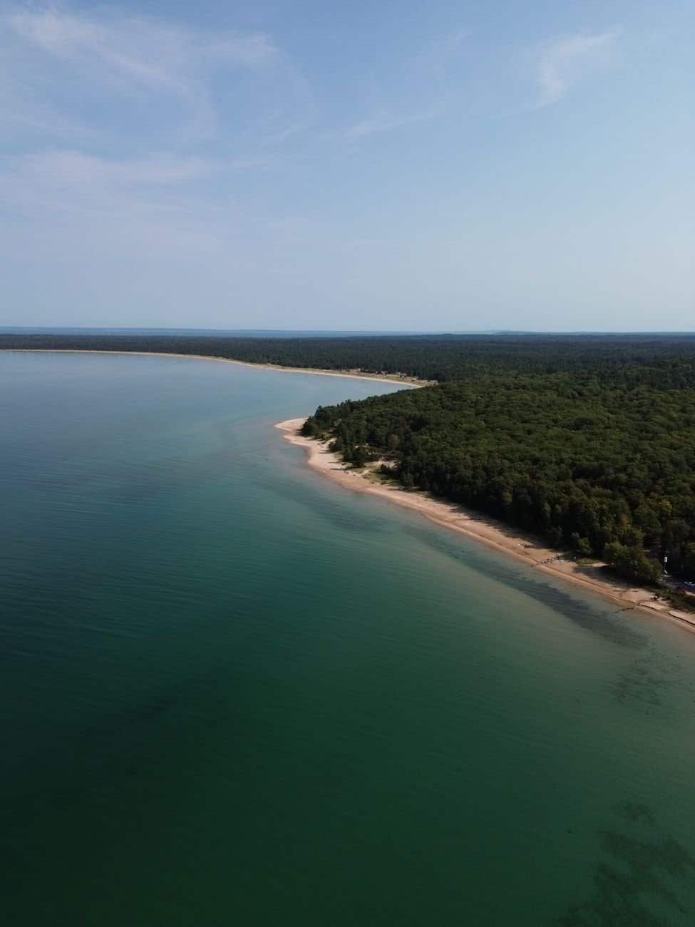Great Lakes travel scene