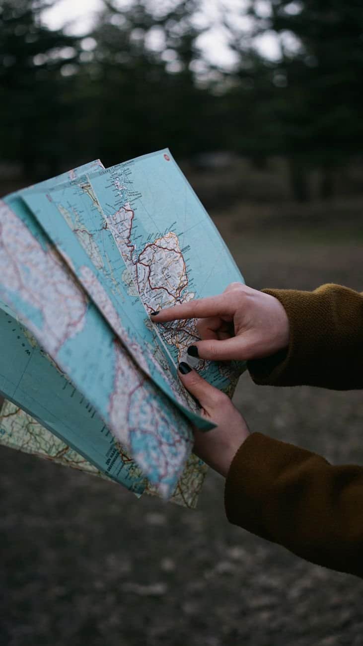 post-trip psychology travel scene