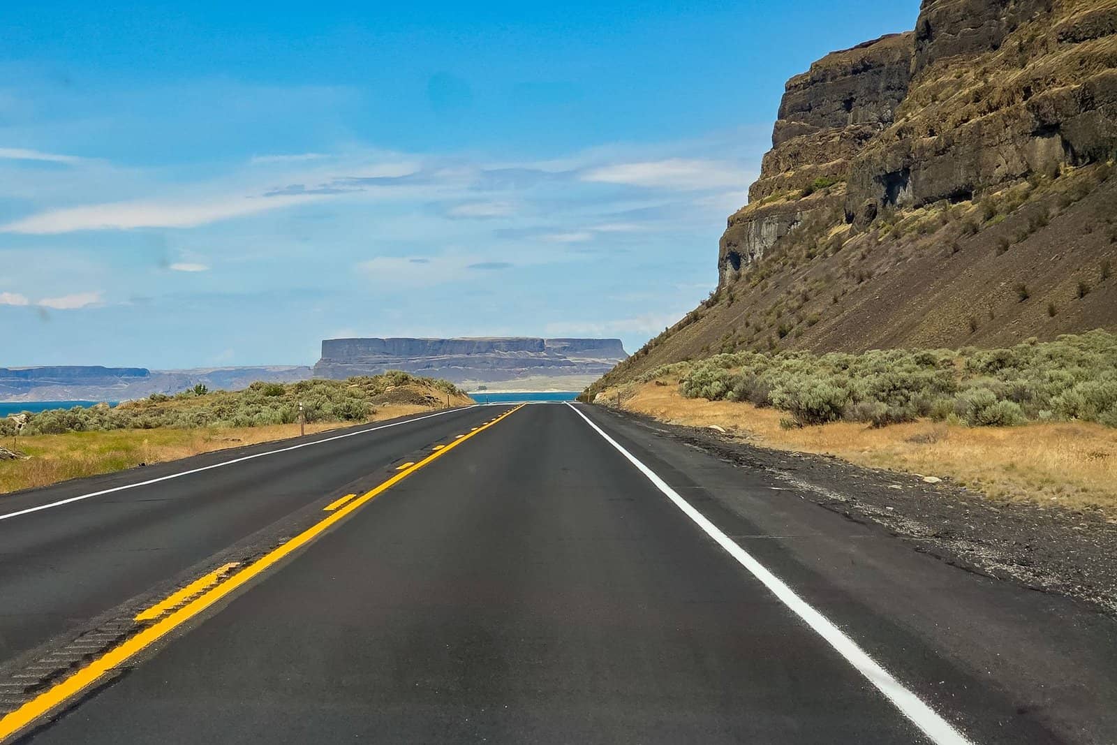 Columbia Plateau travel scene