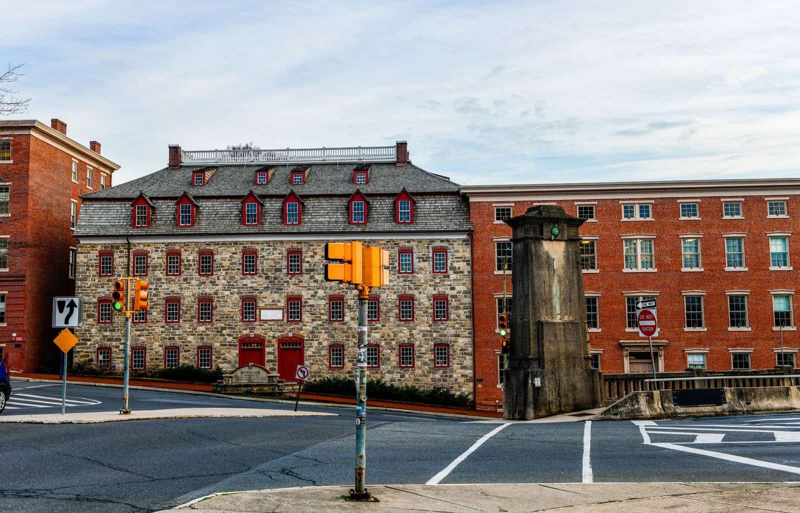 Charming street view of the historic Brethren's House in Bethlehem, PA, showcasing colonial architecture.