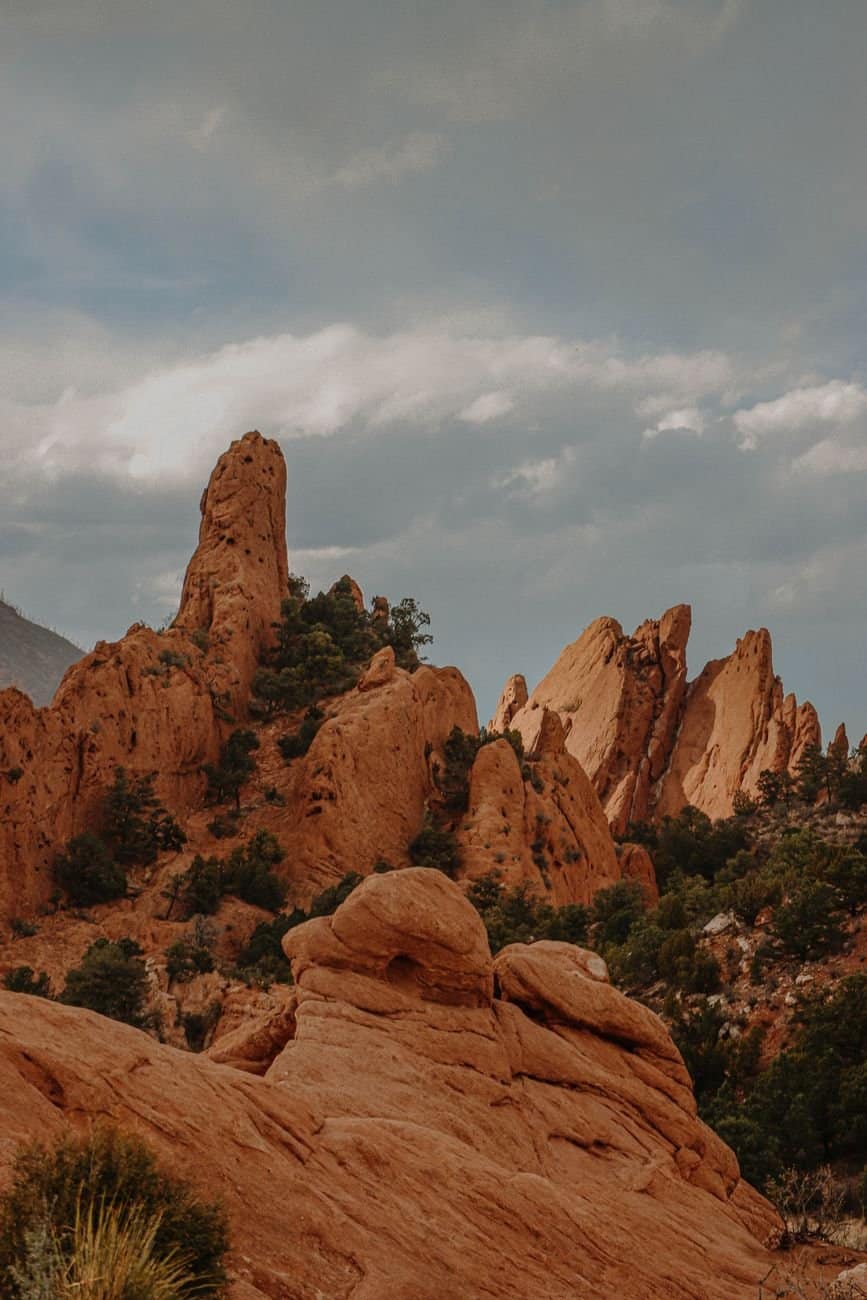 Explore the iconic rock formations at Garden of the Gods, Colorado in this stunning vertical shot.
